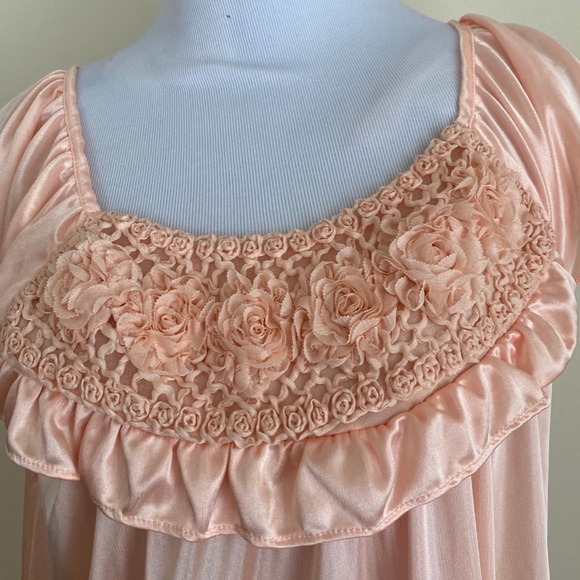 Lati Fashions NWT Nightgown Peach Nylon Medium ... - Picture 3 of 7